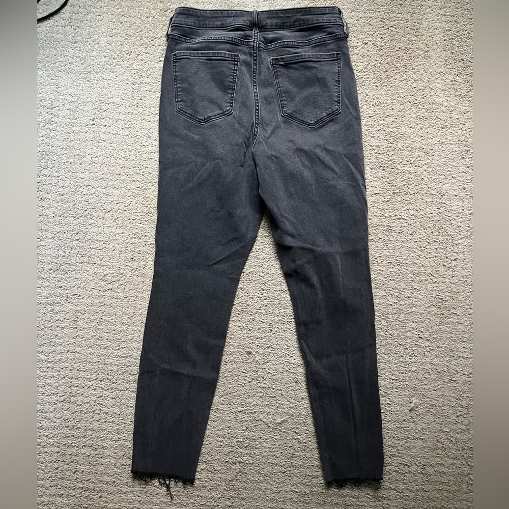 Old navy rockstar super skinny high rise jeans, faded black, size 10 - Picture 3 of 3